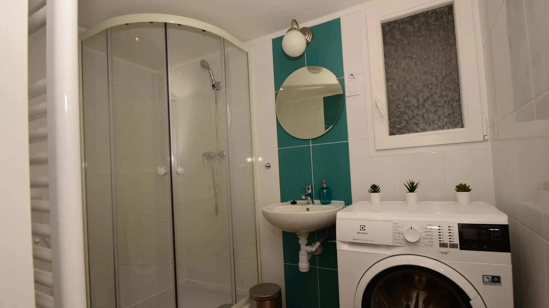 Jozsef Krt 3 Apartment - Near Corvin Budapeszt
