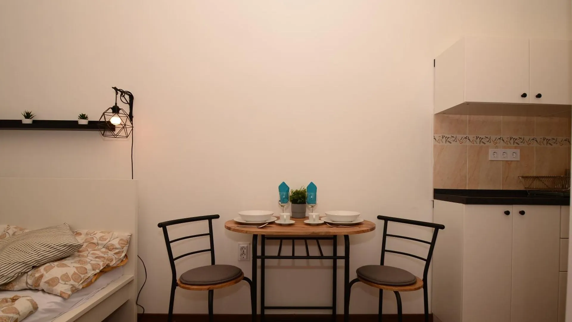Jozsef Krt 3 Apartment - Near Corvin Budapesta Ungaria