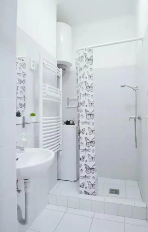 Jozsef Krt 3 Apartment - Near Corvin Budapesta