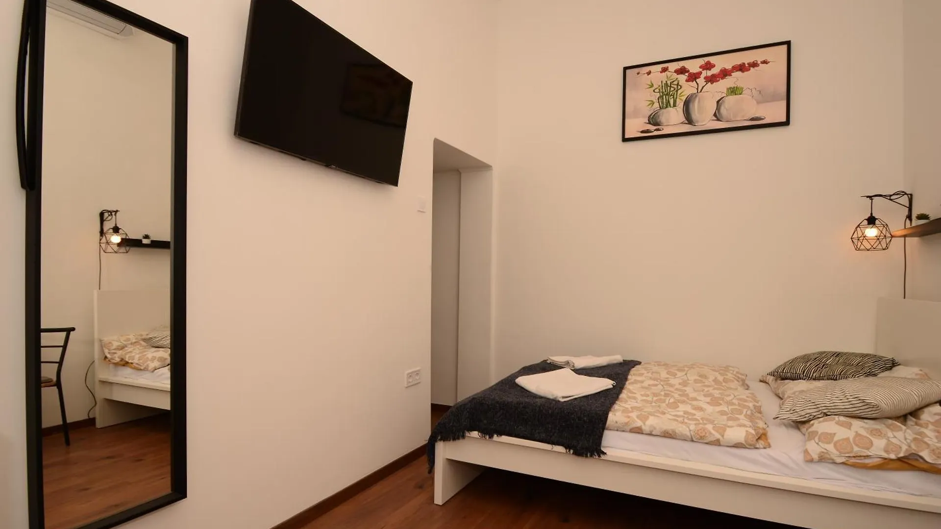 Jozsef Krt 3 Apartment - Near Corvin Budapesta