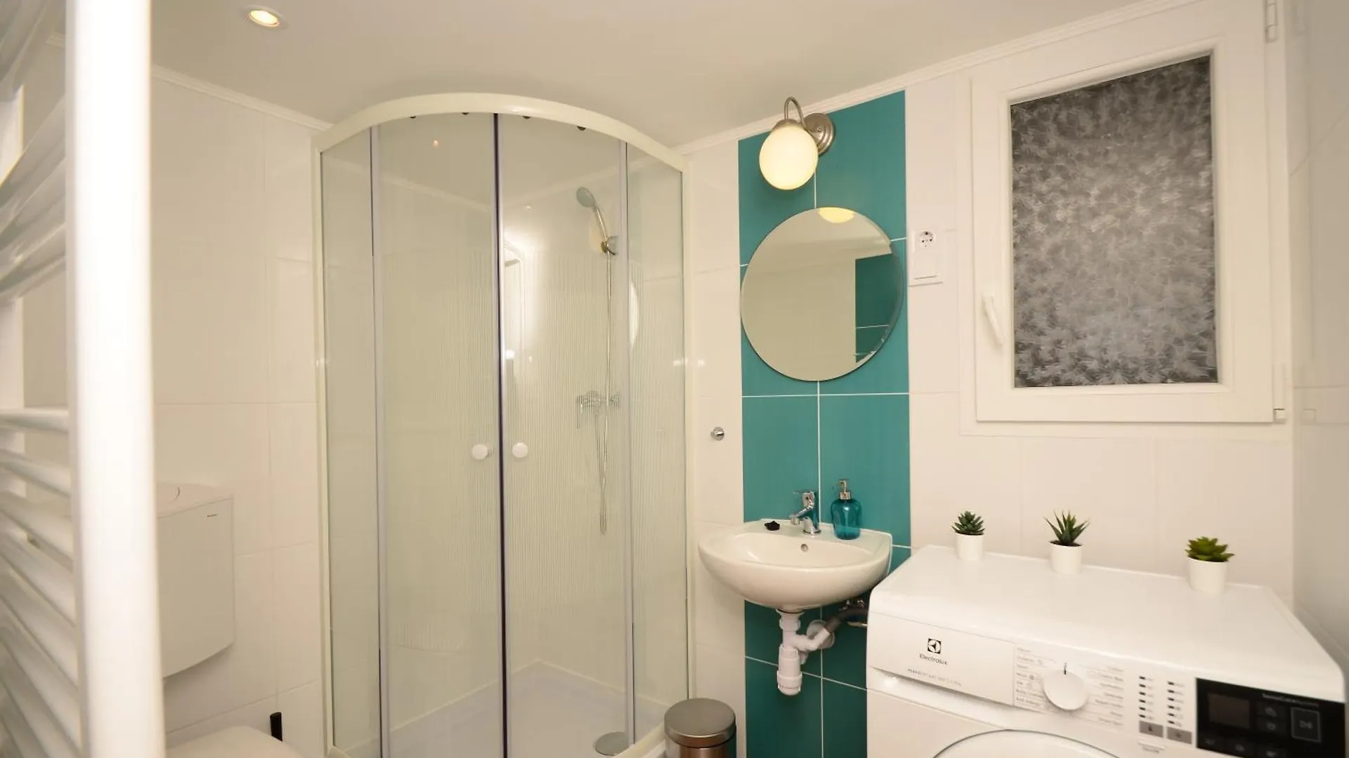 Jozsef Krt 3 Apartment - Near Corvin Budapesta
