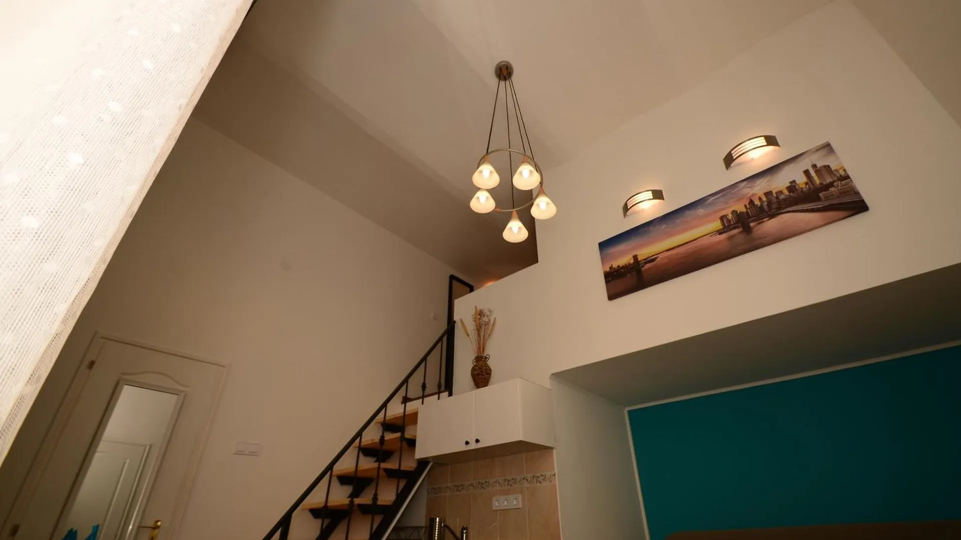 Jozsef Krt 3 Apartment - Near Corvin Budapesta